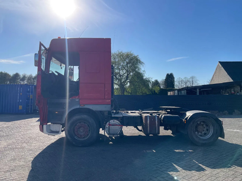 DAF XF 95.430 Tractor - יחידת טרקטור: תמונה 4 DAF XF 95.430 Tractor - יחידת טרקטור: תמונה 4