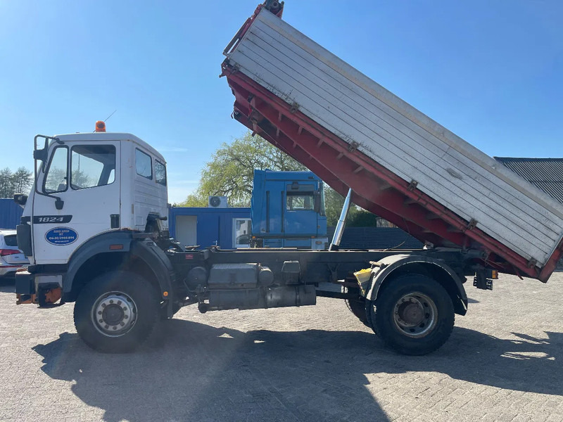Mercedes-Benz SK 1824 TIPPER 4x4 - מזהיר: תמונה 3 Mercedes-Benz SK 1824 TIPPER 4x4 - מזהיר: תמונה 3