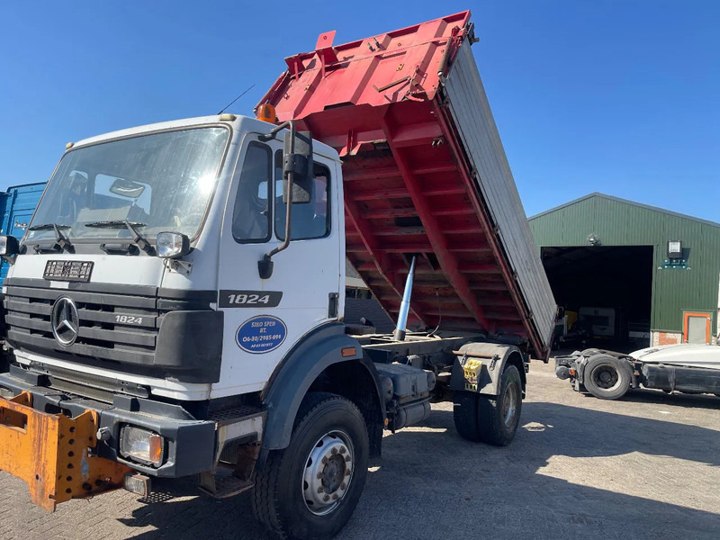 Mercedes-Benz SK 1824 TIPPER 4x4 - מזהיר: תמונה 2 Mercedes-Benz SK 1824 TIPPER 4x4 - מזהיר: תמונה 2