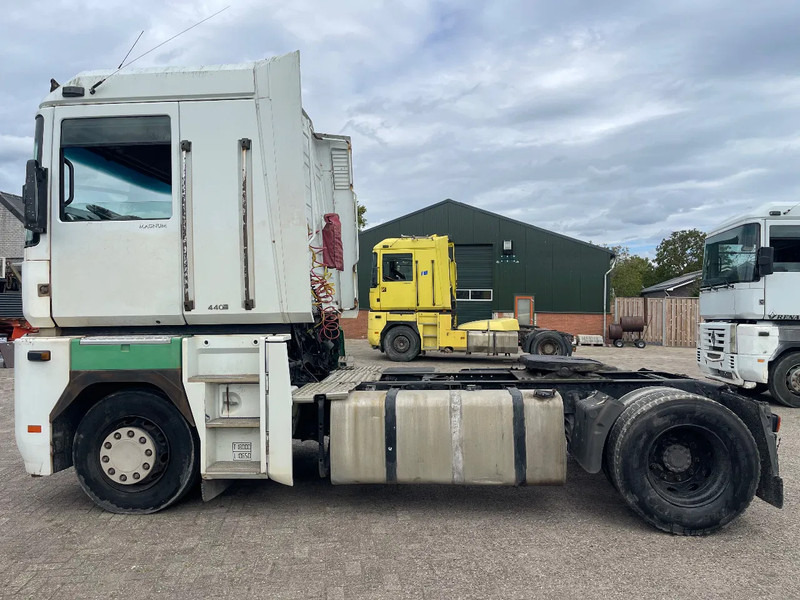 Renault Magnum 440 Tractor unit - יחידת טרקטור: תמונה 4 Renault Magnum 440 Tractor unit - יחידת טרקטור: תמונה 4