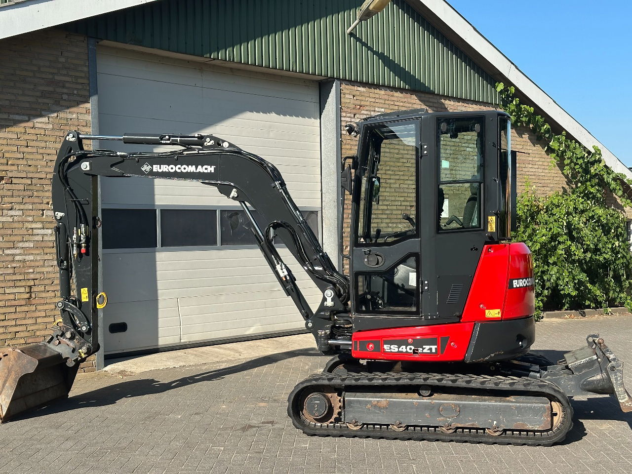 Eurocomach ES40.2ZT - מיני מחפר: תמונה 3 Eurocomach ES40.2ZT - מיני מחפר: תמונה 3