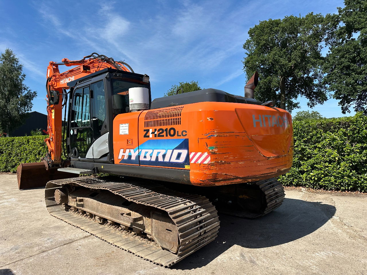 Hitachi ZH210LC-5B - מחפר סורק: תמונה 3 Hitachi ZH210LC-5B - מחפר סורק: תמונה 3