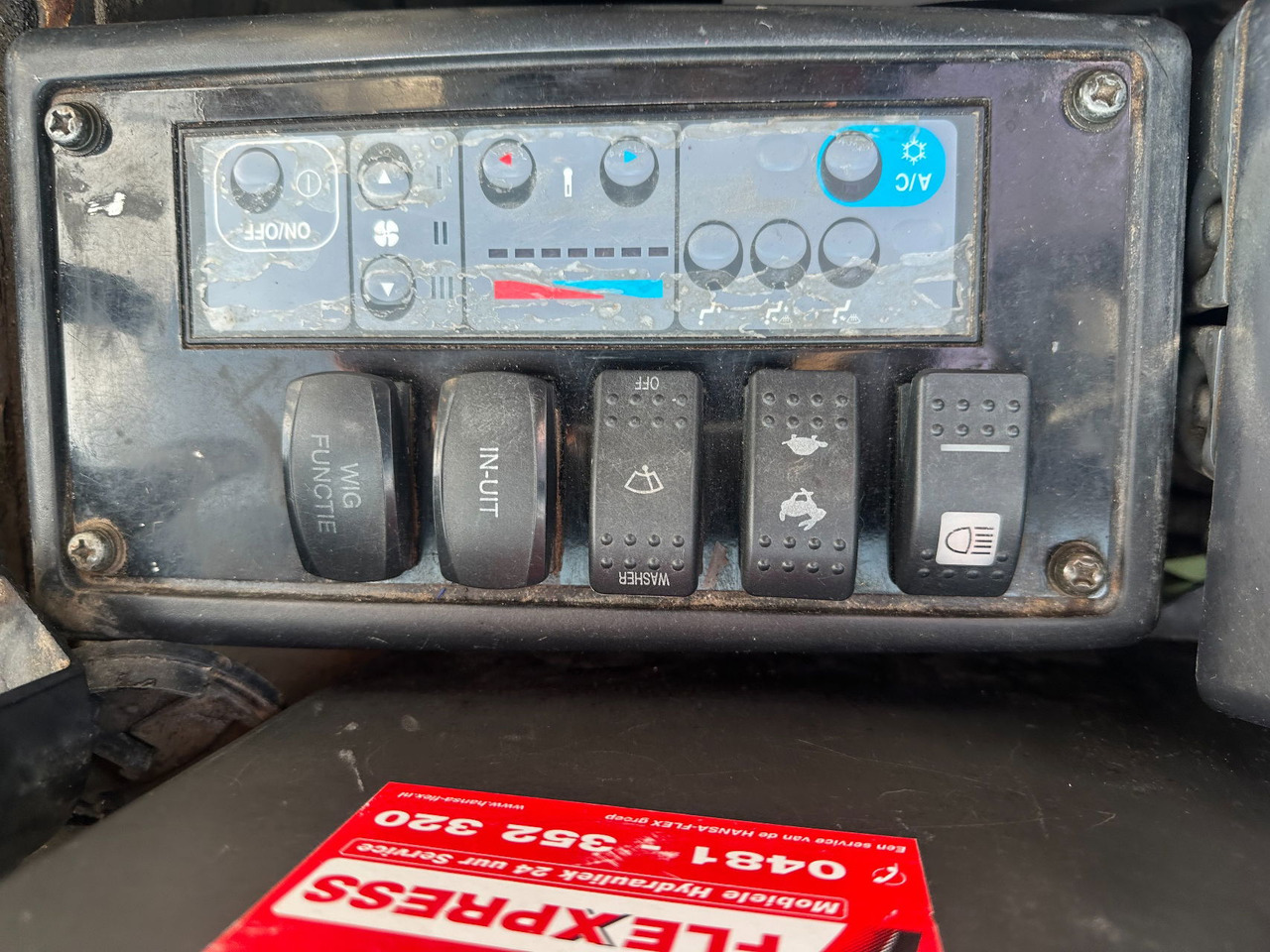 מיני מחפר Hitachi ZX50U-2 CLR: תמונה 15
