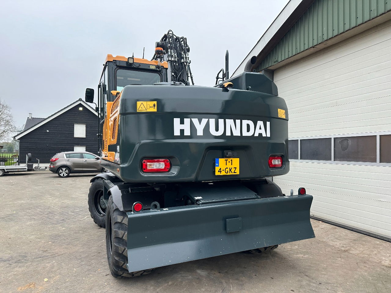 Hyundai HW140A - מחפר גלגלים: תמונה 5 Hyundai HW140A - מחפר גלגלים: תמונה 5