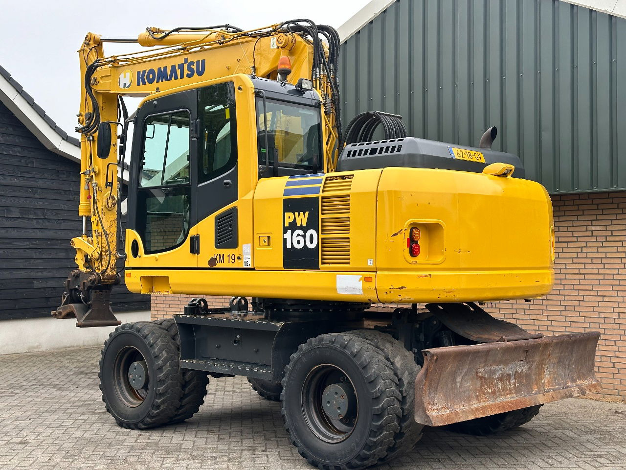 Komatsu PW160-8 - מחפר גלגלים: תמונה 3 Komatsu PW160-8 - מחפר גלגלים: תמונה 3