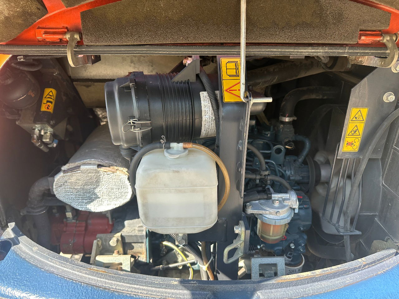מיני מחפר Kubota KX61-3: תמונה 16