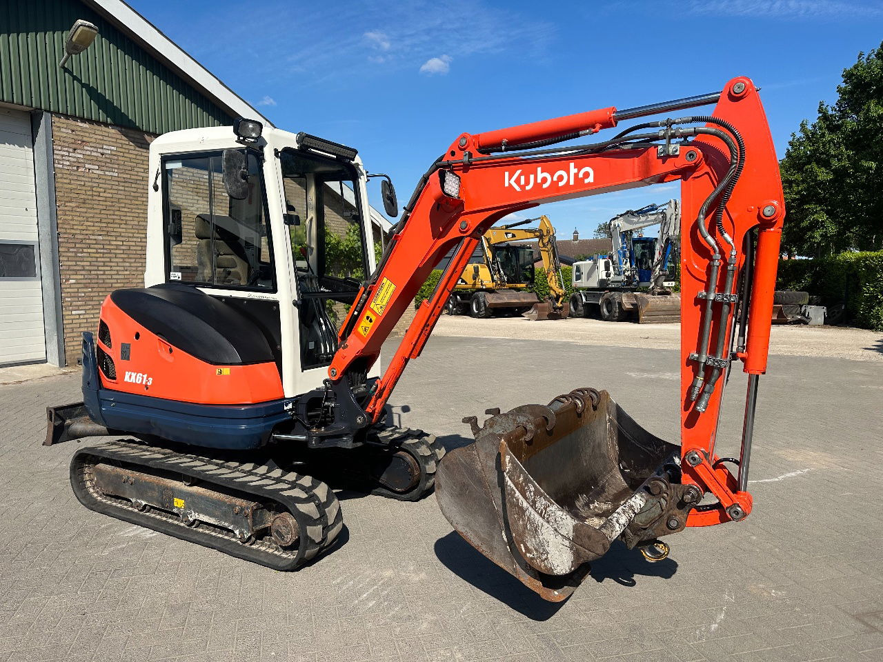 מיני מחפר Kubota KX61-3: תמונה 6
