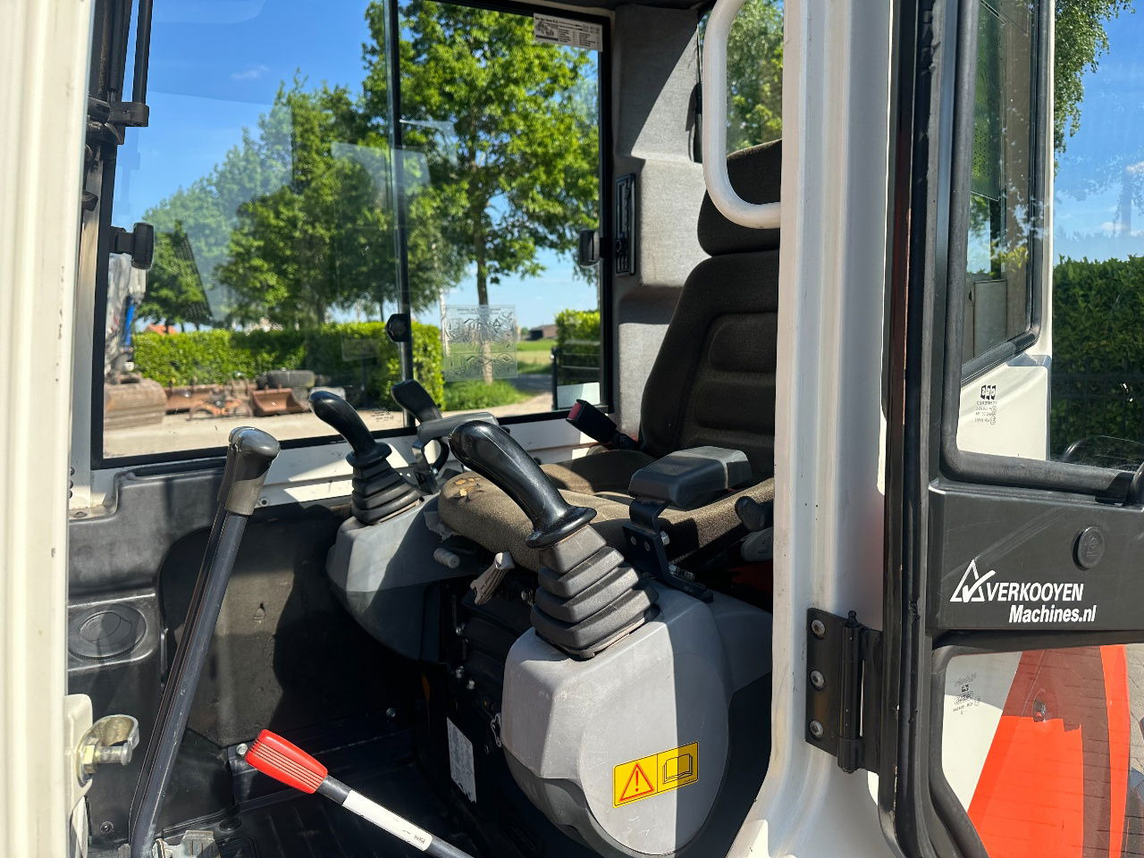 מיני מחפר Kubota KX61-3: תמונה 9