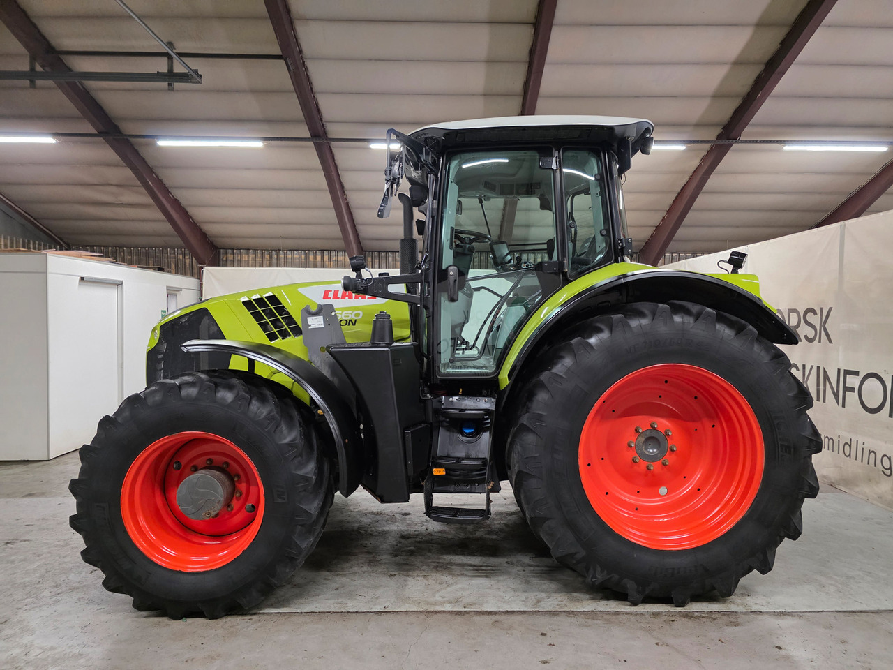 CLAAS Arion 660 C-Matic - טרקטור חקלאי: תמונה 2 CLAAS Arion 660 C-Matic - טרקטור חקלאי: תמונה 2