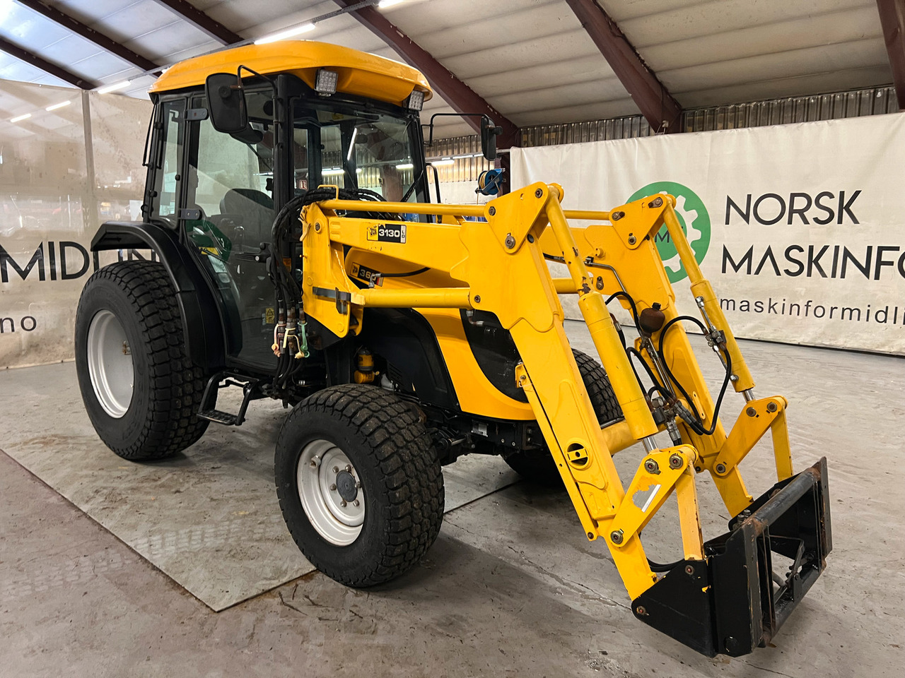 JCB 360 - טרקטור חקלאי: תמונה 5 JCB 360 - טרקטור חקלאי: תמונה 5