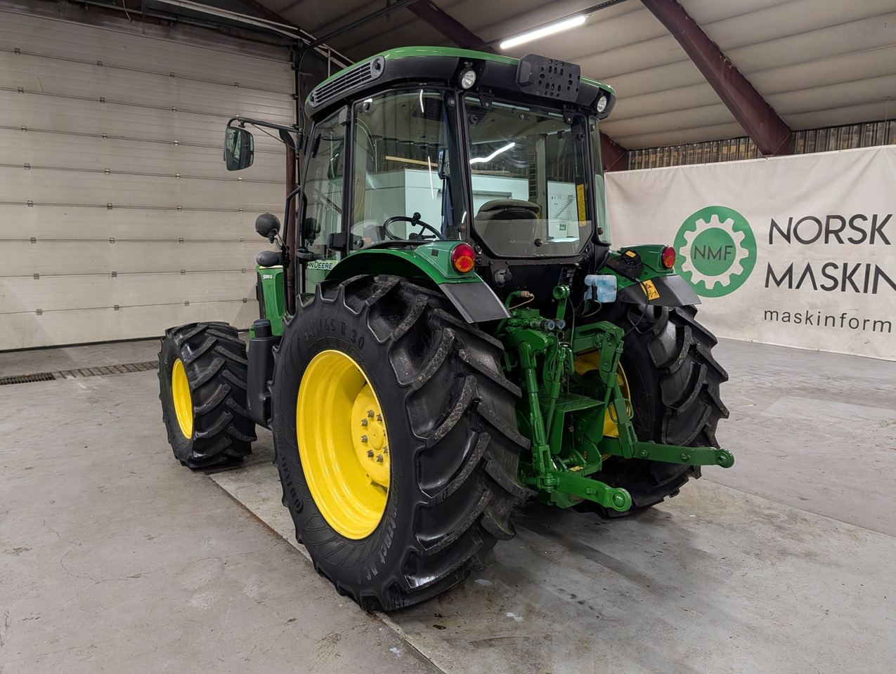 John Deere 5090G - טרקטור חקלאי: תמונה 3 John Deere 5090G - טרקטור חקלאי: תמונה 3