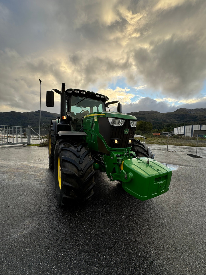 John Deere 6215R - טרקטור חקלאי: תמונה 5 John Deere 6215R - טרקטור חקלאי: תמונה 5