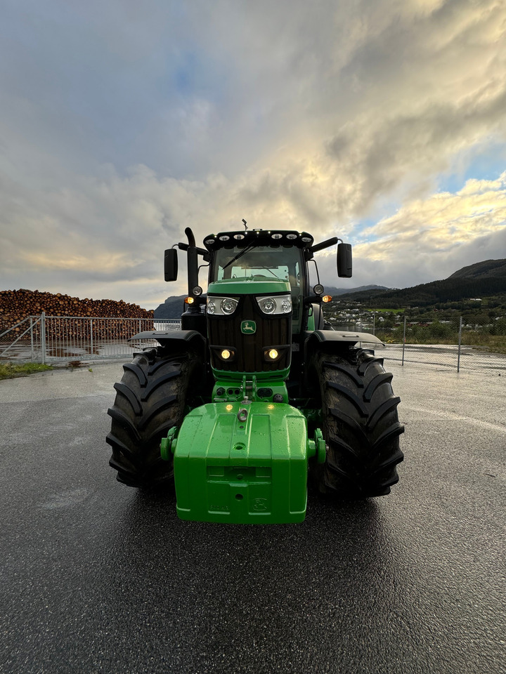 John Deere 6215R - טרקטור חקלאי: תמונה 4 John Deere 6215R - טרקטור חקלאי: תמונה 4