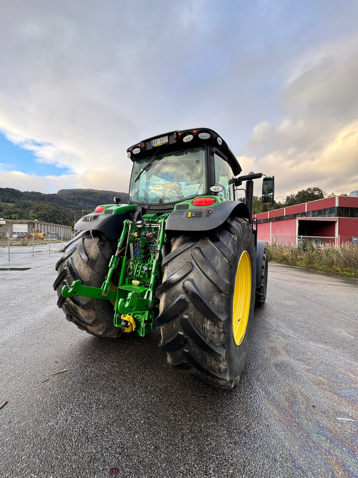 טרקטור חקלאי John Deere 6215R: תמונה 10