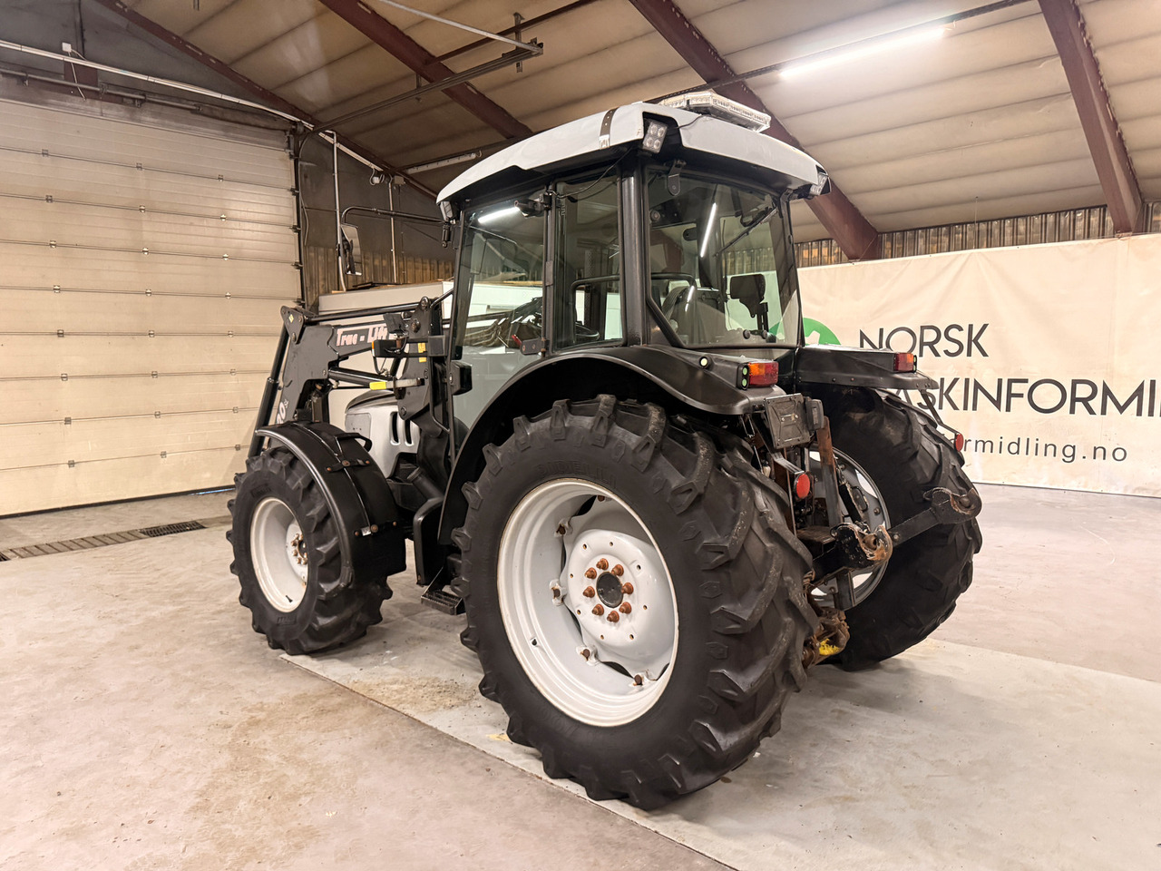 Lamborghini R3.95 - טרקטור חקלאי: תמונה 3 Lamborghini R3.95 - טרקטור חקלאי: תמונה 3