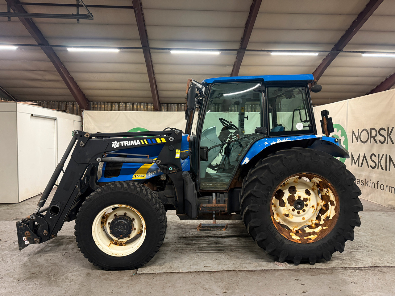 New Holland T5060 - טרקטור חקלאי: תמונה 2 New Holland T5060 - טרקטור חקלאי: תמונה 2