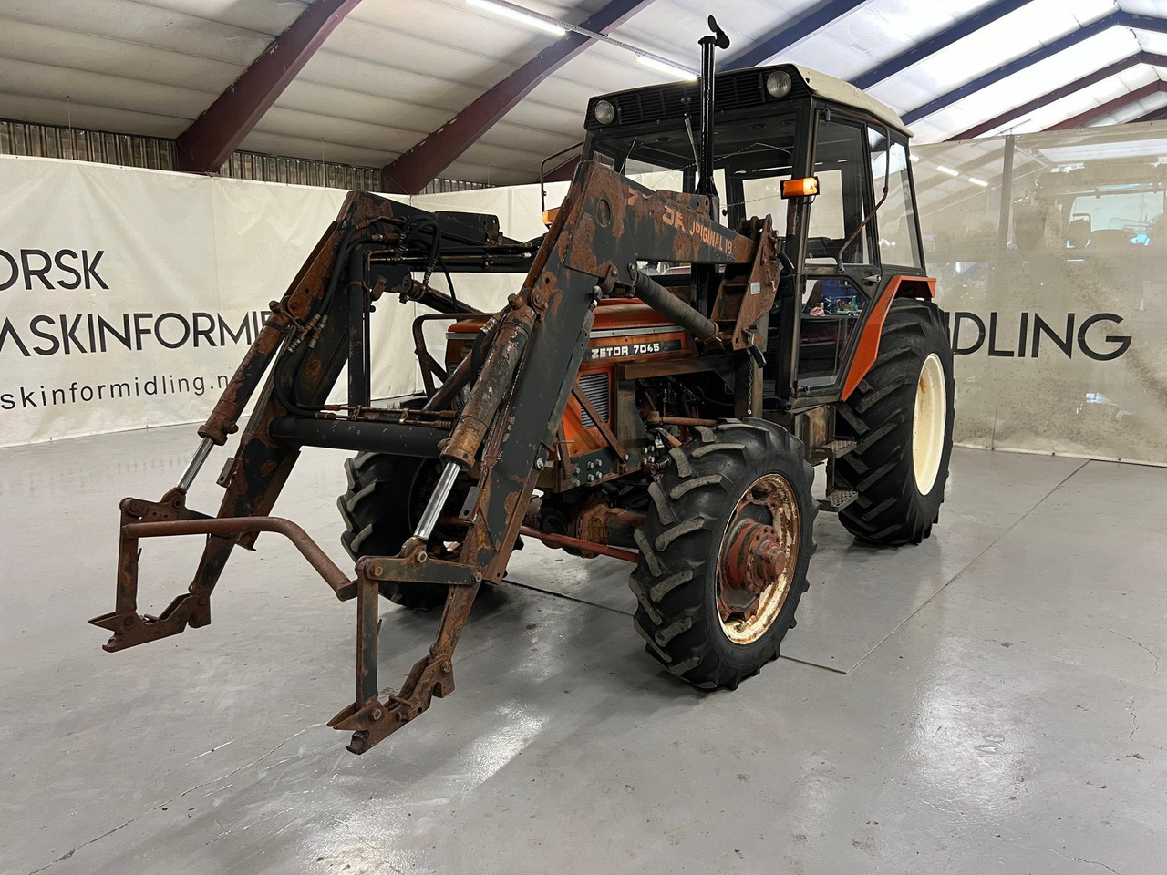 Zetor 7045 (Redusert moms) - טרקטור חקלאי: תמונה 3 Zetor 7045 (Redusert moms) - טרקטור חקלאי: תמונה 3