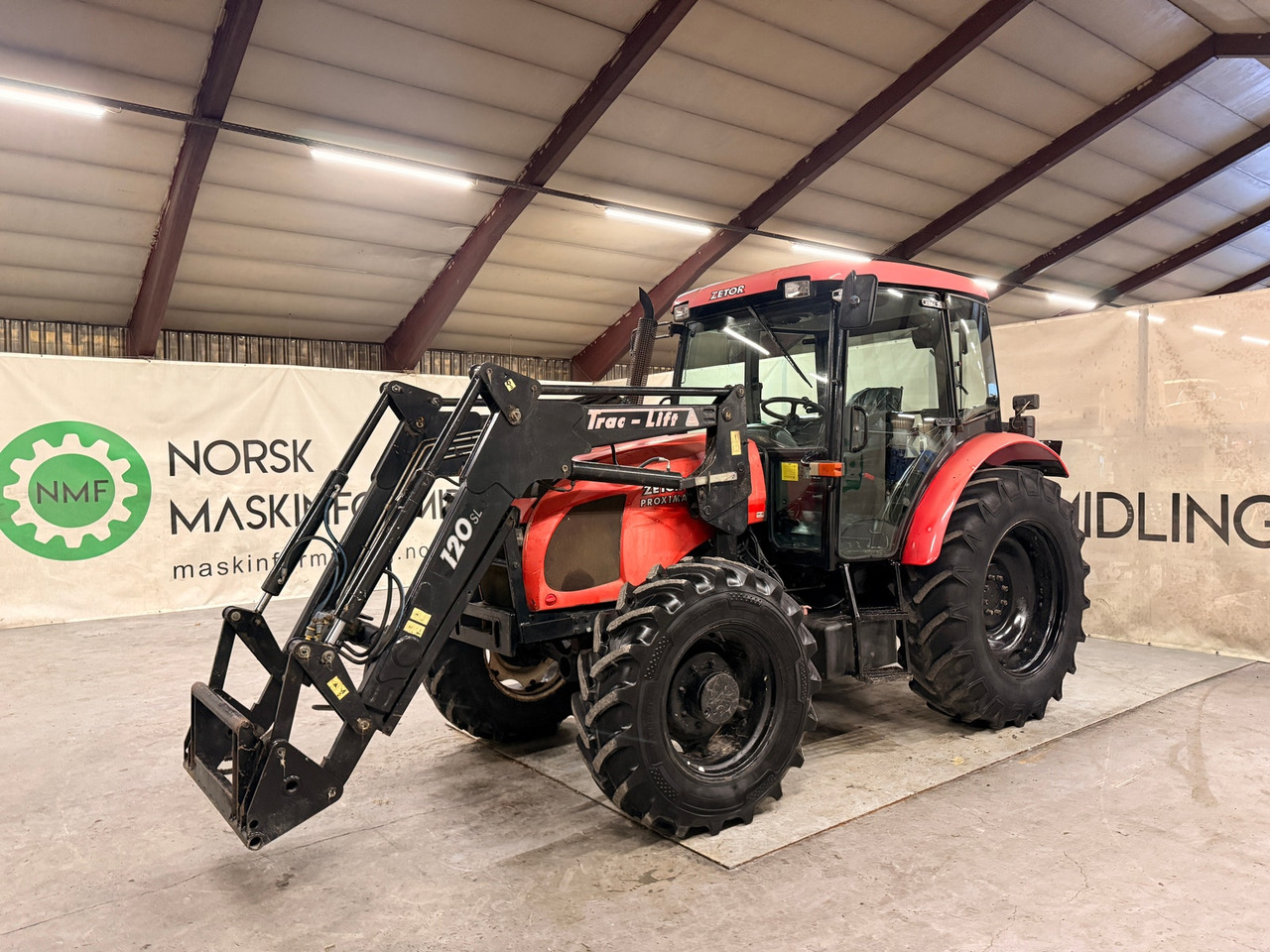 Zetor 8541 Proxima Plus - טרקטור חקלאי: תמונה 1 Zetor 8541 Proxima Plus - טרקטור חקלאי: תמונה 1