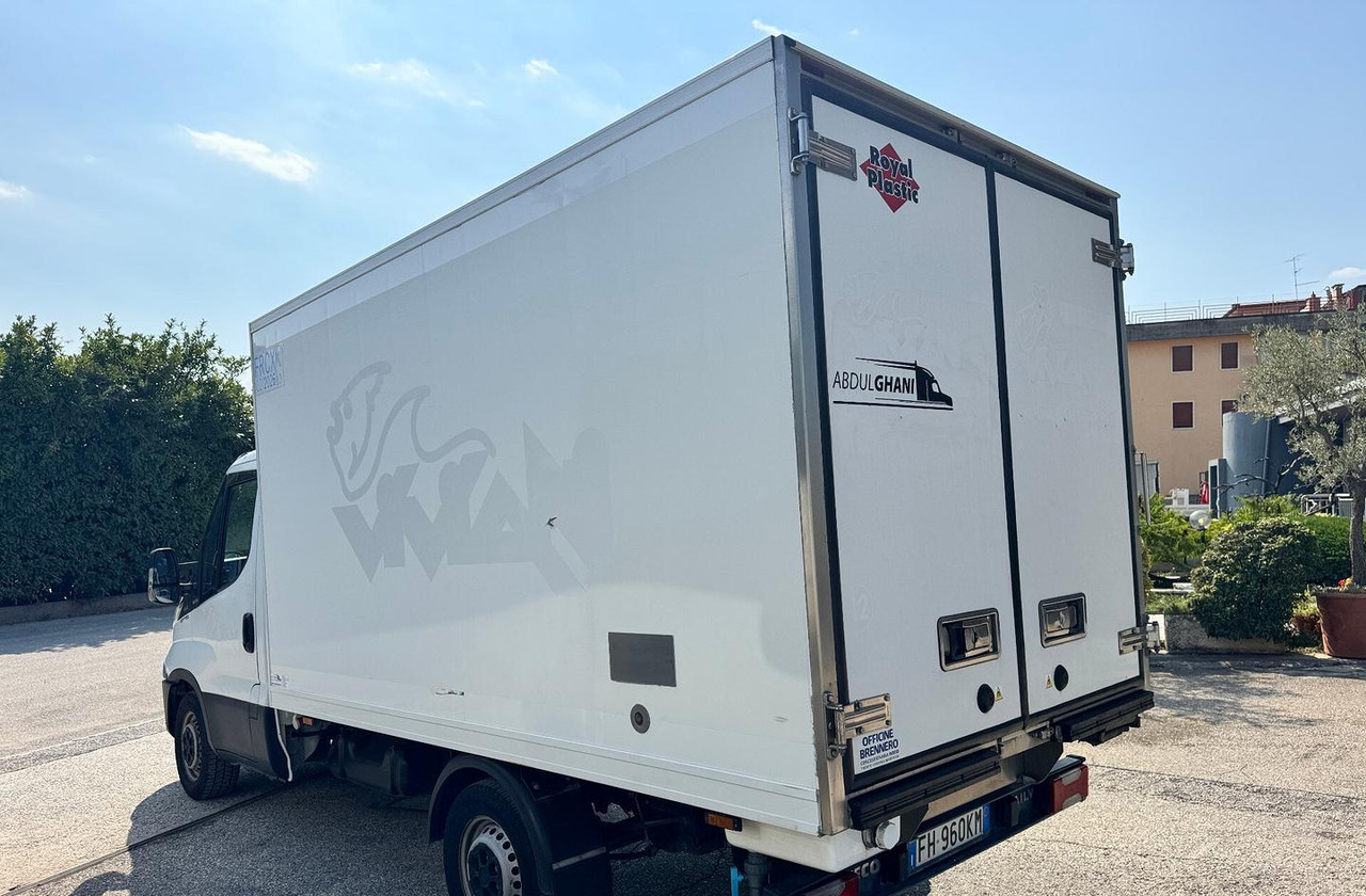 IVECO DAILY 35S15 - FRIGO FRC - PATENTE B - כלי רכב מסחרי לקירור: תמונה 4 IVECO DAILY 35S15 - FRIGO FRC - PATENTE B - כלי רכב מסחרי לקירור: תמונה 4