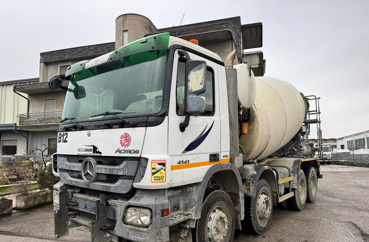 Mercedes actros 4141 betoniera armec - מכונות אחרות: תמונה 2 Mercedes actros 4141 betoniera armec - מכונות אחרות: תמונה 2