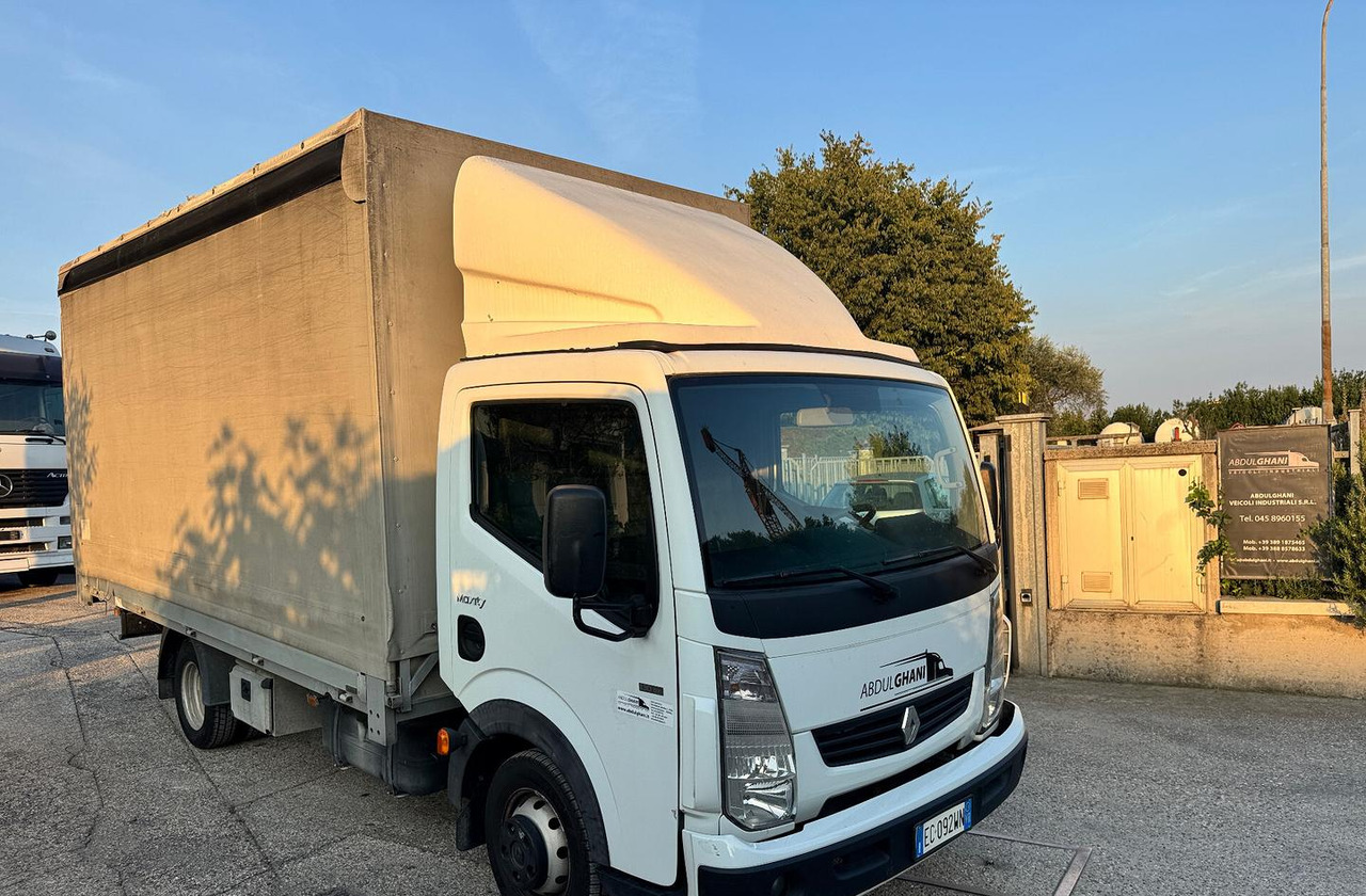 Renault Trucks Maxity 135.35 dxi - משאית וילונות צד: תמונה 1 Renault Trucks Maxity 135.35 dxi - משאית וילונות צד: תמונה 1