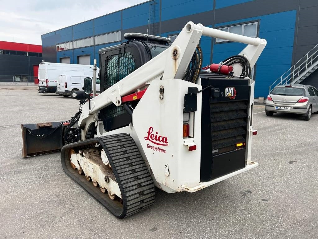 CAT 289D3 with blade and Leica ready - LIKE NEW - מעמיס זוחל: תמונה 3 CAT 289D3 with blade and Leica ready - LIKE NEW - מעמיס זוחל: תמונה 3