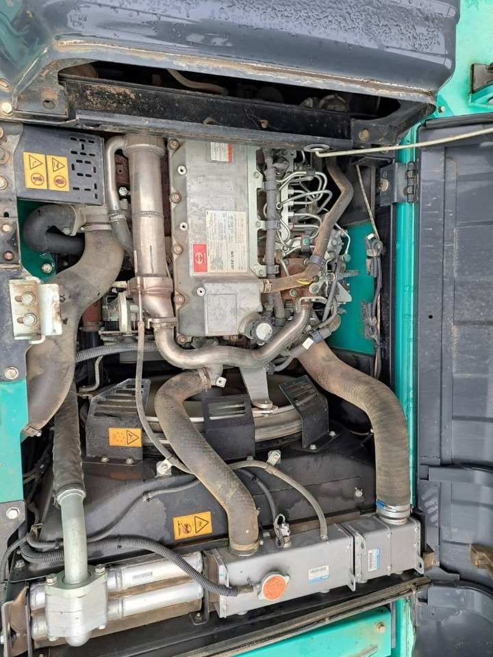 מחפר סורק Kobelco SK 210 LC-10: תמונה 8