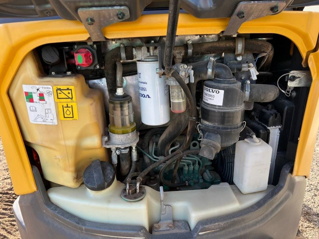 מיני מחפר Volvo ECR 25 D: תמונה 8