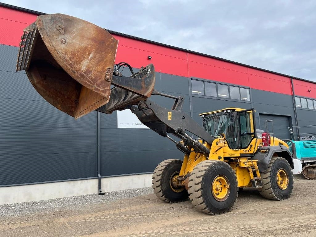 Volvo L 120 H - מעמיס גלגלים: תמונה 1 Volvo L 120 H - מעמיס גלגלים: תמונה 1