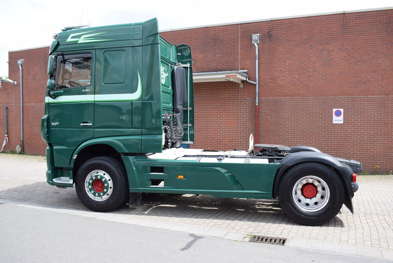 DAF XF 530 FT Retarder Leder Standklima Hydraulik - יחידת טרקטור: תמונה 3 DAF XF 530 FT Retarder Leder Standklima Hydraulik - יחידת טרקטור: תמונה 3
