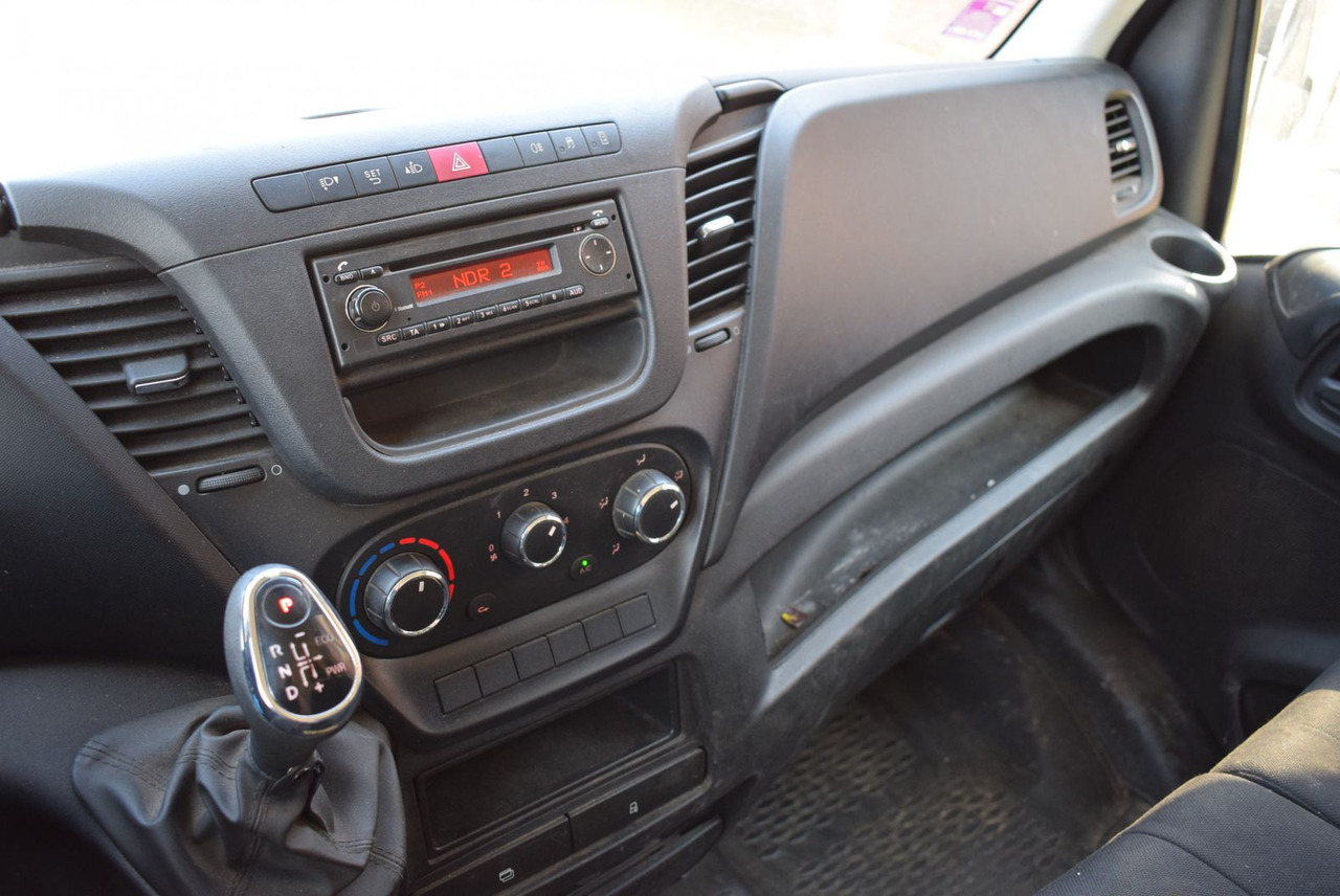 כלי רכב מסחרי עם לוח Iveco Daily 35C17 3,0 Automatik Klima AHK HU bis 12/25: תמונה 26
