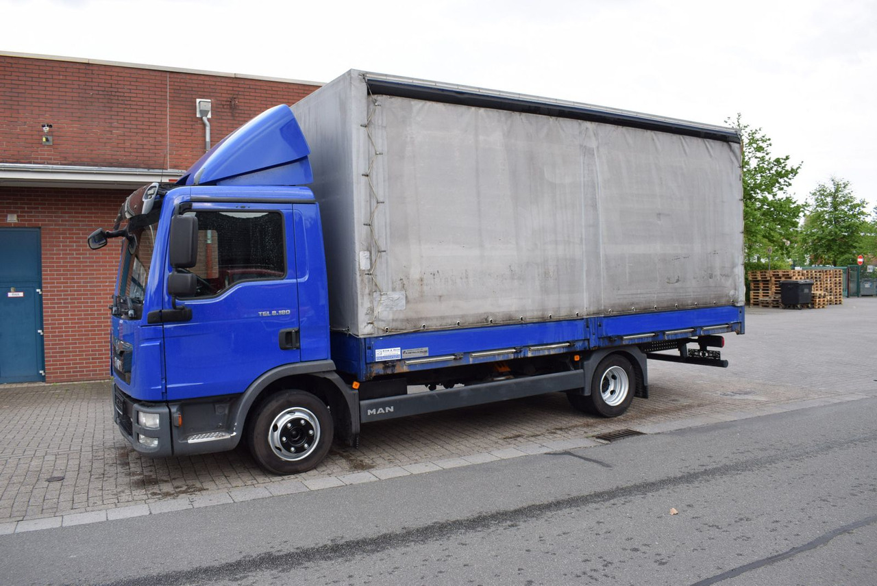 MAN TGL 8.180 Pritsche Schiebeplane Klima 3-Sitzer - כלי רכב מסחרי עם וילונות צד: תמונה 2 MAN TGL 8.180 Pritsche Schiebeplane Klima 3-Sitzer - כלי רכב מסחרי עם וילונות צד: תמונה 2