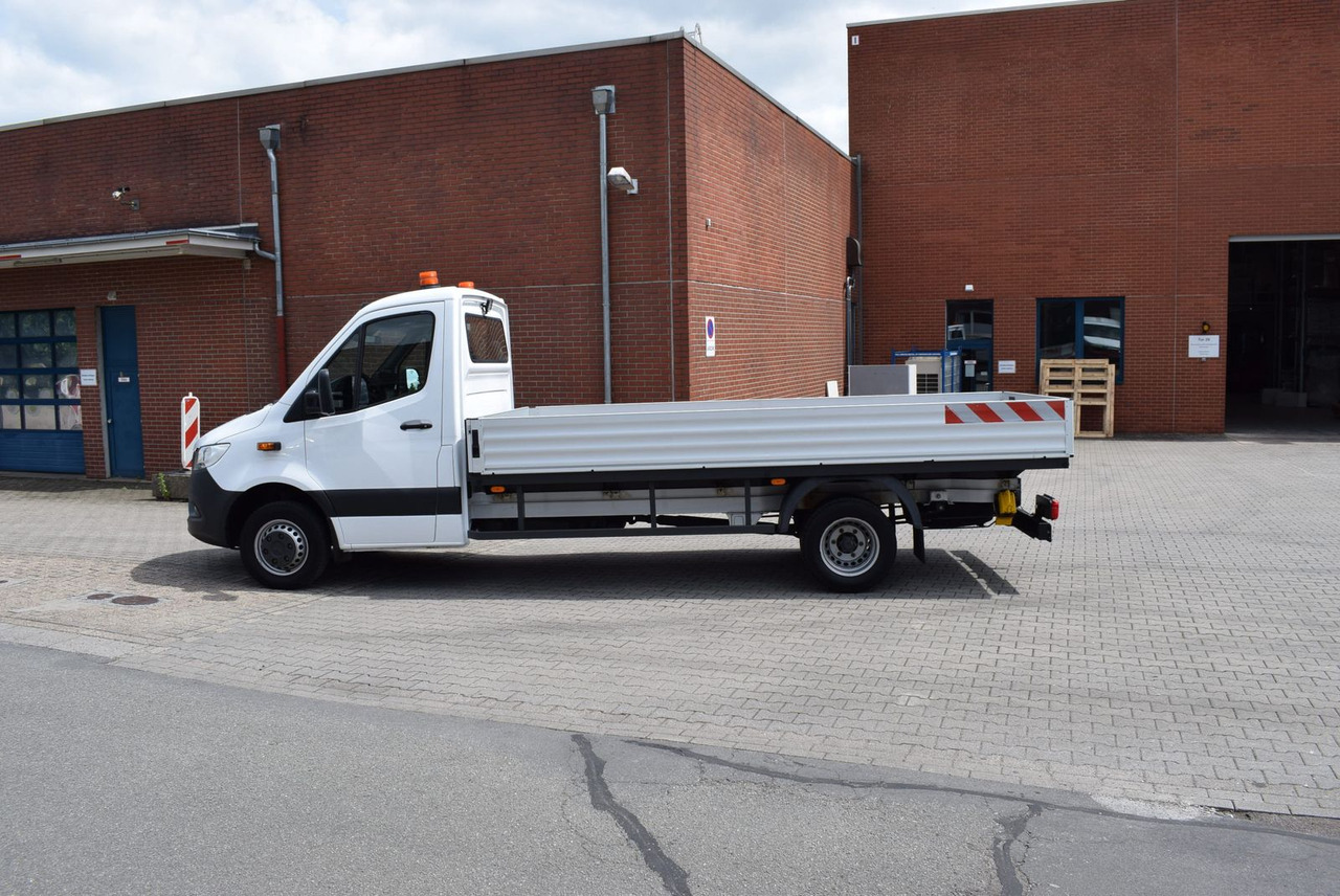 Mercedes-Benz Sprinter 514 Pritsche 4,30mAutomatik AHK 3,5 - כלי רכב מסחרי במיטה שטוחה: תמונה 4 Mercedes-Benz Sprinter 514 Pritsche 4,30mAutomatik AHK 3,5 - כלי רכב מסחרי במיטה שטוחה: תמונה 4