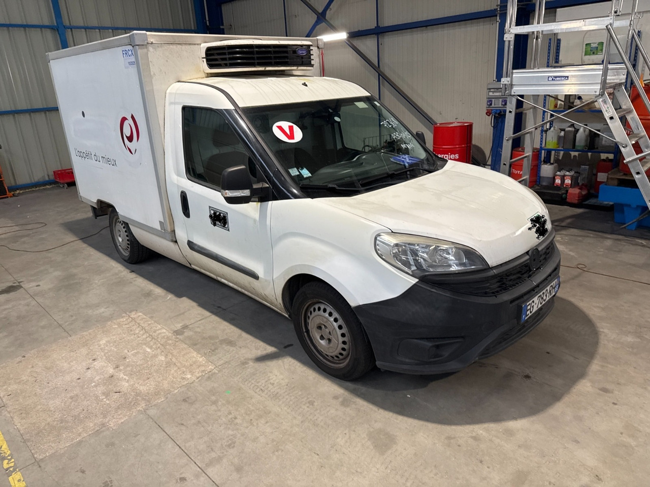 FIAT DOBLO KONTENER CHŁODNIA NR 854 - כלי רכב מסחרי לקירור: תמונה 1 FIAT DOBLO KONTENER CHŁODNIA NR 854 - כלי רכב מסחרי לקירור: תמונה 1