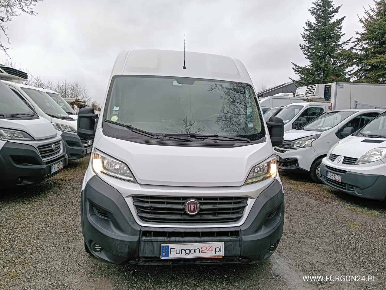 FIAT DUCATO FURGON BLASZAK L3H2 NR 819 - כלי רכב מסחרי קטן: תמונה 2 FIAT DUCATO FURGON BLASZAK L3H2 NR 819 - כלי רכב מסחרי קטן: תמונה 2
