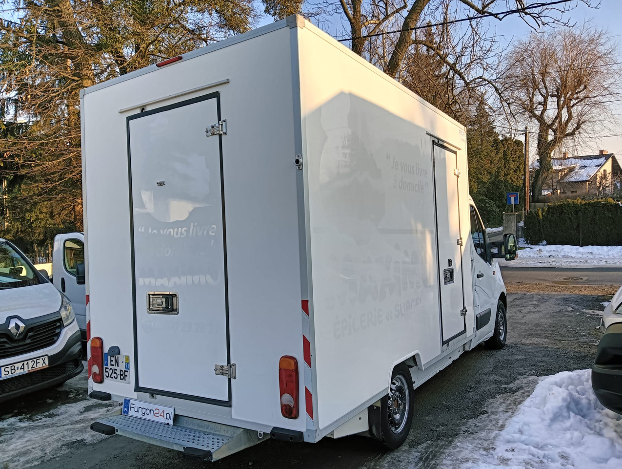 RENAULT MASTER KONTENER MROŹNIA CHŁODNIA NR 693 - כלי רכב מסחרי עם תיבה: תמונה 4 RENAULT MASTER KONTENER MROŹNIA CHŁODNIA NR 693 - כלי רכב מסחרי עם תיבה: תמונה 4