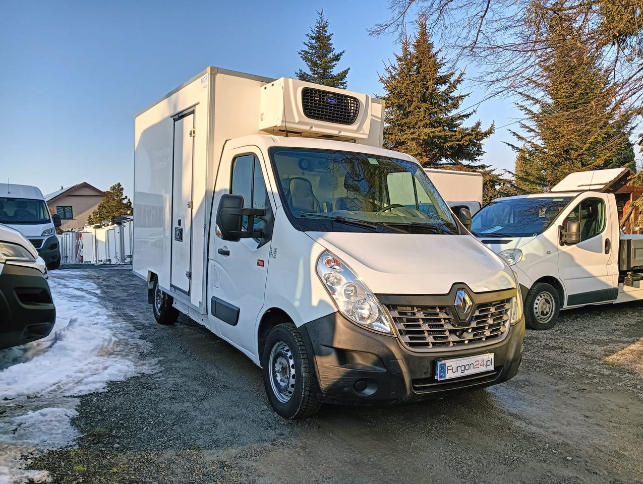 RENAULT MASTER KONTENER MROŹNIA CHŁODNIA NR 693 - כלי רכב מסחרי עם תיבה: תמונה 3 RENAULT MASTER KONTENER MROŹNIA CHŁODNIA NR 693 - כלי רכב מסחרי עם תיבה: תמונה 3