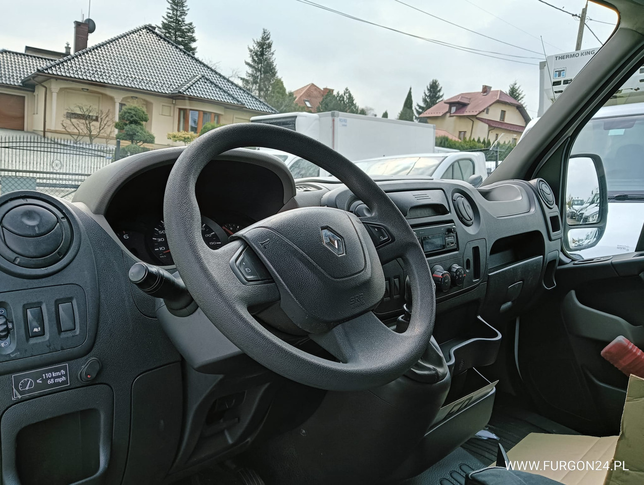 Interior photo 1: כלי רכב מסחרי RENAULT MASTER PLATFORMA DO ZABUDOWY NR 835