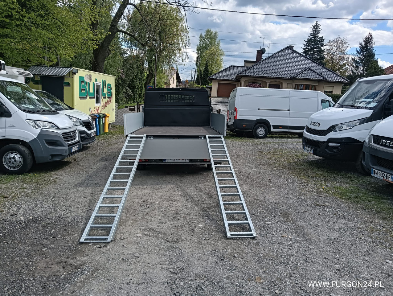 RENAULT TRAFIC SKRZYNIA PAKA Z NAJAZDAMI I PÓŁKAMI NR 689 - כלי רכב מסחרי במיטה שטוחה: תמונה 5 RENAULT TRAFIC SKRZYNIA PAKA Z NAJAZDAMI I PÓŁKAMI NR 689 - כלי רכב מסחרי במיטה שטוחה: תמונה 5