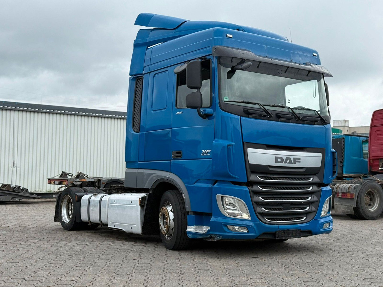 DAF XF 460 Low +Retarter+2xTank - יחידת טרקטור: תמונה 3 DAF XF 460 Low +Retarter+2xTank - יחידת טרקטור: תמונה 3