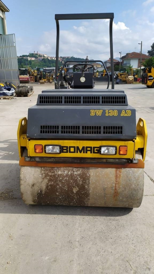 Bomag BW 138 AD - רולר כביש: תמונה 3 Bomag BW 138 AD - רולר כביש: תמונה 3