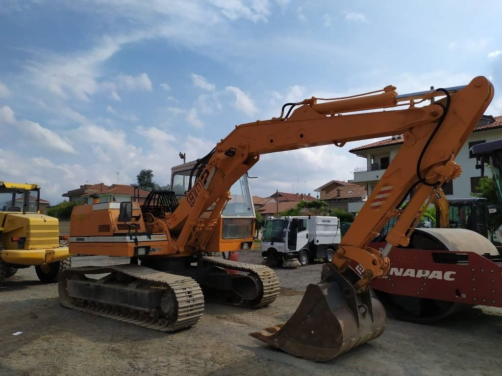 Liebherr 902 - מחפר סורק: תמונה 1 Liebherr 902 - מחפר סורק: תמונה 1