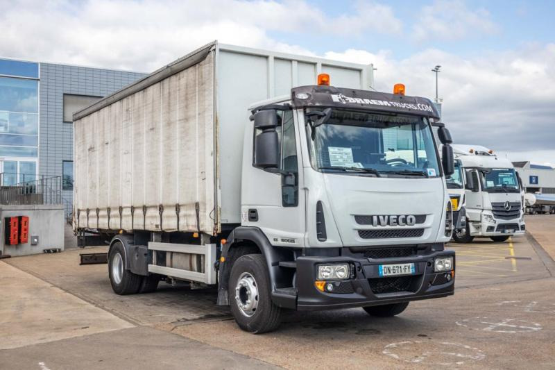 Iveco EUROCARGO 160E25 - משאית וילונות צד: תמונה 2 Iveco EUROCARGO 160E25 - משאית וילונות צד: תמונה 2