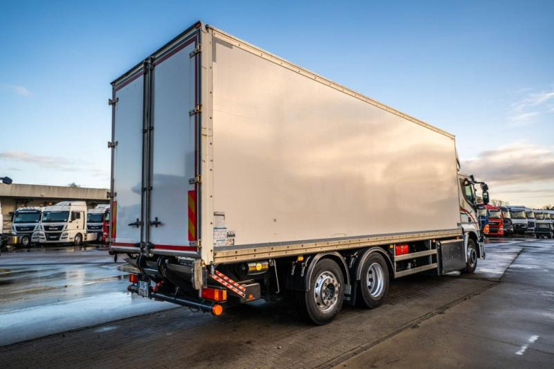 Iveco STRALIS 400 CNG // HAYON DHOLLANDIA - משאית תיבה: תמונה 4 Iveco STRALIS 400 CNG // HAYON DHOLLANDIA - משאית תיבה: תמונה 4