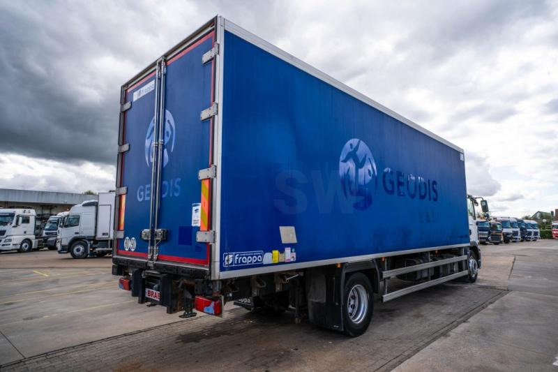 MAN TGM 18 340 BL + CARRIER 950 MT - משאית קירור: תמונה 4 MAN TGM 18 340 BL + CARRIER 950 MT - משאית קירור: תמונה 4