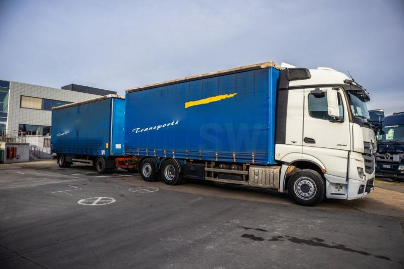 Mercedes ACTROS 2548 BL - משאית וילונות צד: תמונה 2 Mercedes ACTROS 2548 BL - משאית וילונות צד: תמונה 2