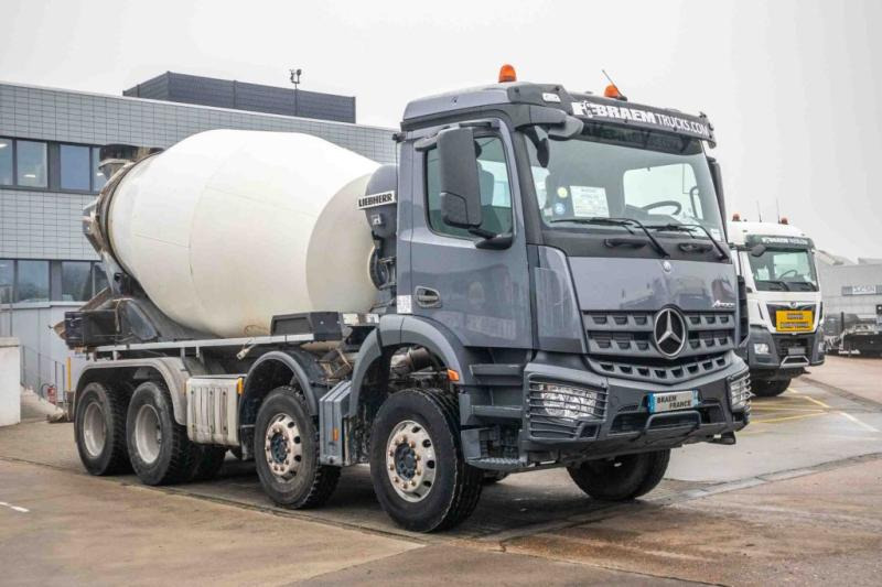 Mercedes AROCS 3236 BB+LIEBHERR 9M3 - משאית מערבלת בטון: תמונה 2 Mercedes AROCS 3236 BB+LIEBHERR 9M3 - משאית מערבלת בטון: תמונה 2