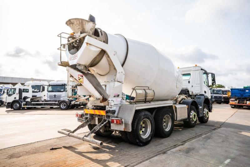 Mercedes AROCS 3240 BB+STETTER 9m3 - משאית מערבלת בטון: תמונה 4 Mercedes AROCS 3240 BB+STETTER 9m3 - משאית מערבלת בטון: תמונה 4