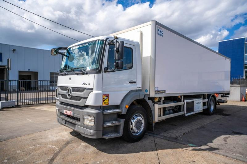Mercedes AXOR 1829 BL-MP3 +CARRIER+DHOLLANDIA - משאית קירור: תמונה 1 Mercedes AXOR 1829 BL-MP3 +CARRIER+DHOLLANDIA - משאית קירור: תמונה 1