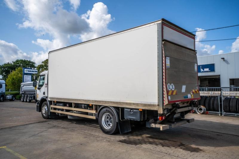 Renault D WIDE 320 DXI +DHOLLANDIA - משאית תיבה: תמונה 5 Renault D WIDE 320 DXI +DHOLLANDIA - משאית תיבה: תמונה 5